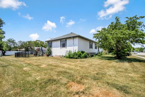 Tiny photo for 712 Hauert Street, Peotone, IL 60468 (MLS # 12473566)