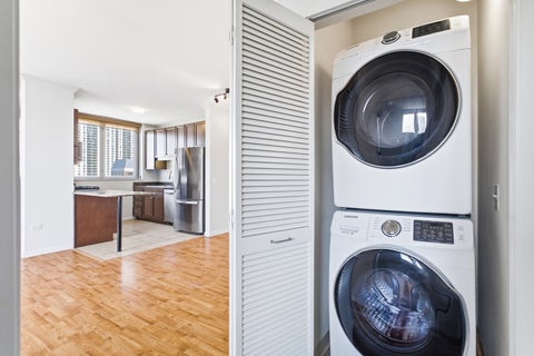 Tiny photo for 600 N Dearborn Street #1501, Chicago, IL 60654 (MLS # 12735878)