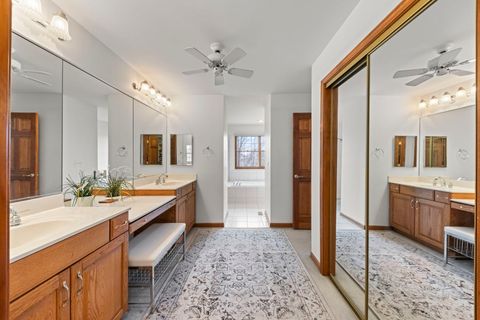 Tiny photo for 302 Roscommon Court, Glen Ellyn, IL 60137 (MLS # 12601429)