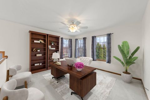 Tiny photo for 302 Roscommon Court, Glen Ellyn, IL 60137 (MLS # 12601429)