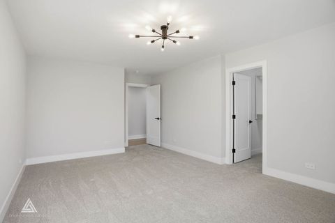 Tiny photo for 500 N Fairview Avenue, Mount Prospect, IL 60056 (MLS # 12571692)