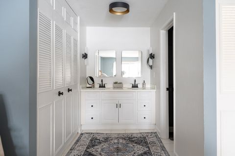 Tiny photo for 448 Raintree Court #1C, Glen Ellyn, IL 60137 (MLS # 12553532)