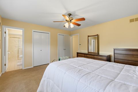 Tiny photo for 18W276 Holly Avenue, Darien, IL 60561 (MLS # 12614923)