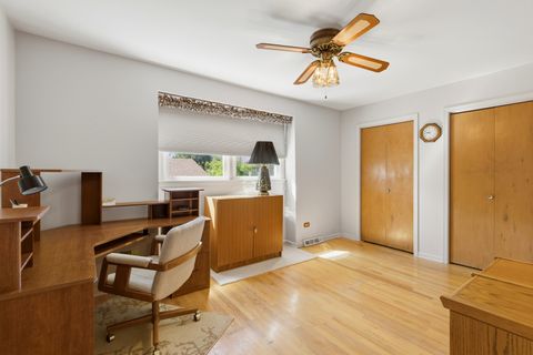 Tiny photo for 18W276 Holly Avenue, Darien, IL 60561 (MLS # 12614923)
