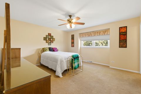 Tiny photo for 18W276 Holly Avenue, Darien, IL 60561 (MLS # 12614923)
