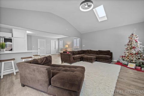 Tiny photo for 2632 Emma Circle, Aurora, IL 60504 (MLS # 12531296)