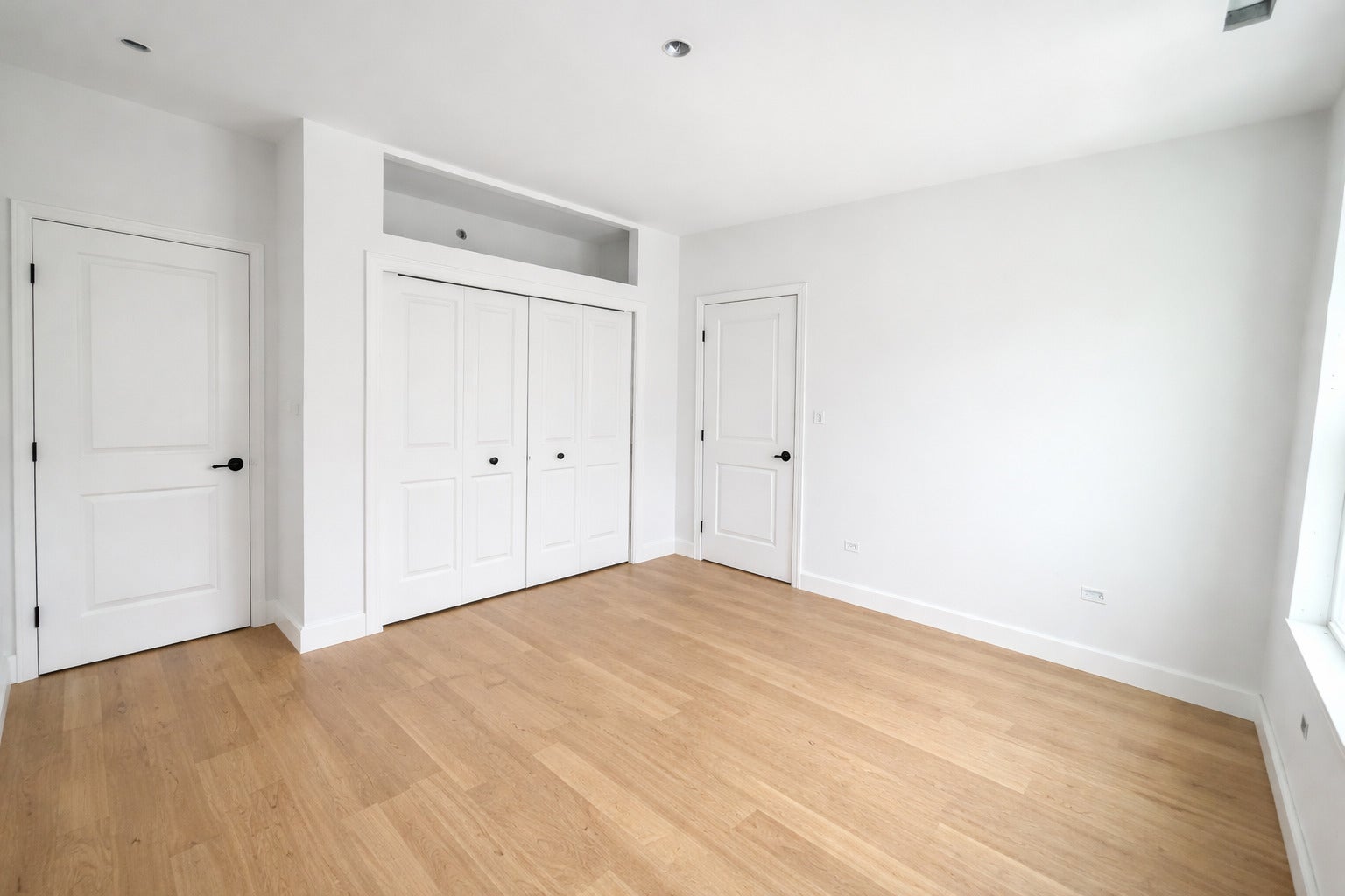 3340 W Evergreen Avenue 2R