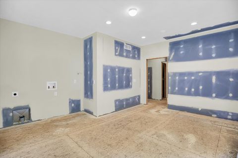 Tiny photo for 4004 Golf Creek Drive, Champaign, IL 61822 (MLS # 12463165)