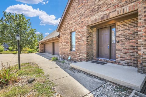 Tiny photo for 4004 Golf Creek Drive, Champaign, IL 61822 (MLS # 12463165)