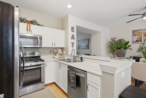 Tiny photo for 1975 Grandview Place, Montgomery, IL 60538 (MLS # 12682650)