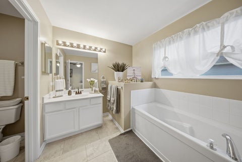Tiny photo for 1975 Grandview Place, Montgomery, IL 60538 (MLS # 12682650)