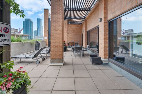 Tiny photo for 520 S State Street #1722, Chicago, IL 60605 (MLS # 12426011)