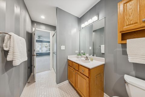 Tiny photo for 315 Regal Court, Clarendon Hills, IL 60514 (MLS # 12496019)