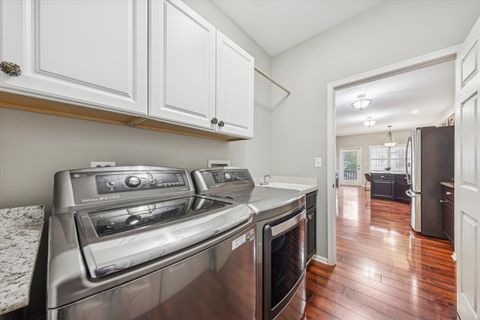 Tiny photo for 315 Regal Court, Clarendon Hills, IL 60514 (MLS # 12496019)