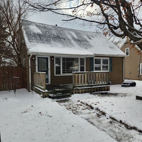 Tiny photo for 719 Grand Avenue, Loves Park, IL 61111 (MLS # 12552132)