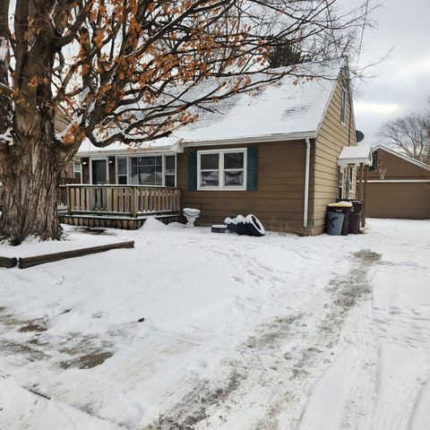 Tiny photo for 719 Grand Avenue, Loves Park, IL 61111 (MLS # 12552132)