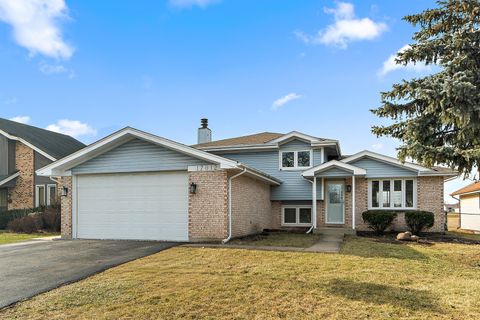 Tiny photo for 17012 Redwood Court, Orland Hills, IL 60487 (MLS # 12551261)