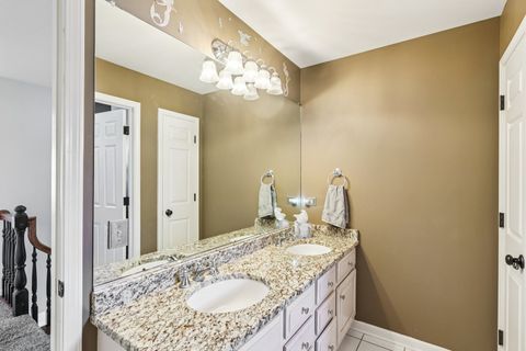 Tiny photo for 2904 Fox Knoll Court, Johnsburg, IL 60051 (MLS # 12596718)