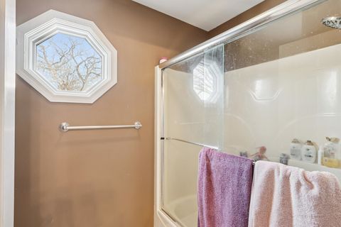 Tiny photo for 2904 Fox Knoll Court, Johnsburg, IL 60051 (MLS # 12596718)