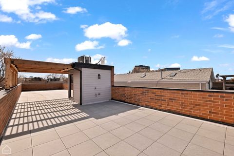 Tiny photo for 908 W Fullerton Avenue #PH, Chicago, IL 60614 (MLS # 12491567)