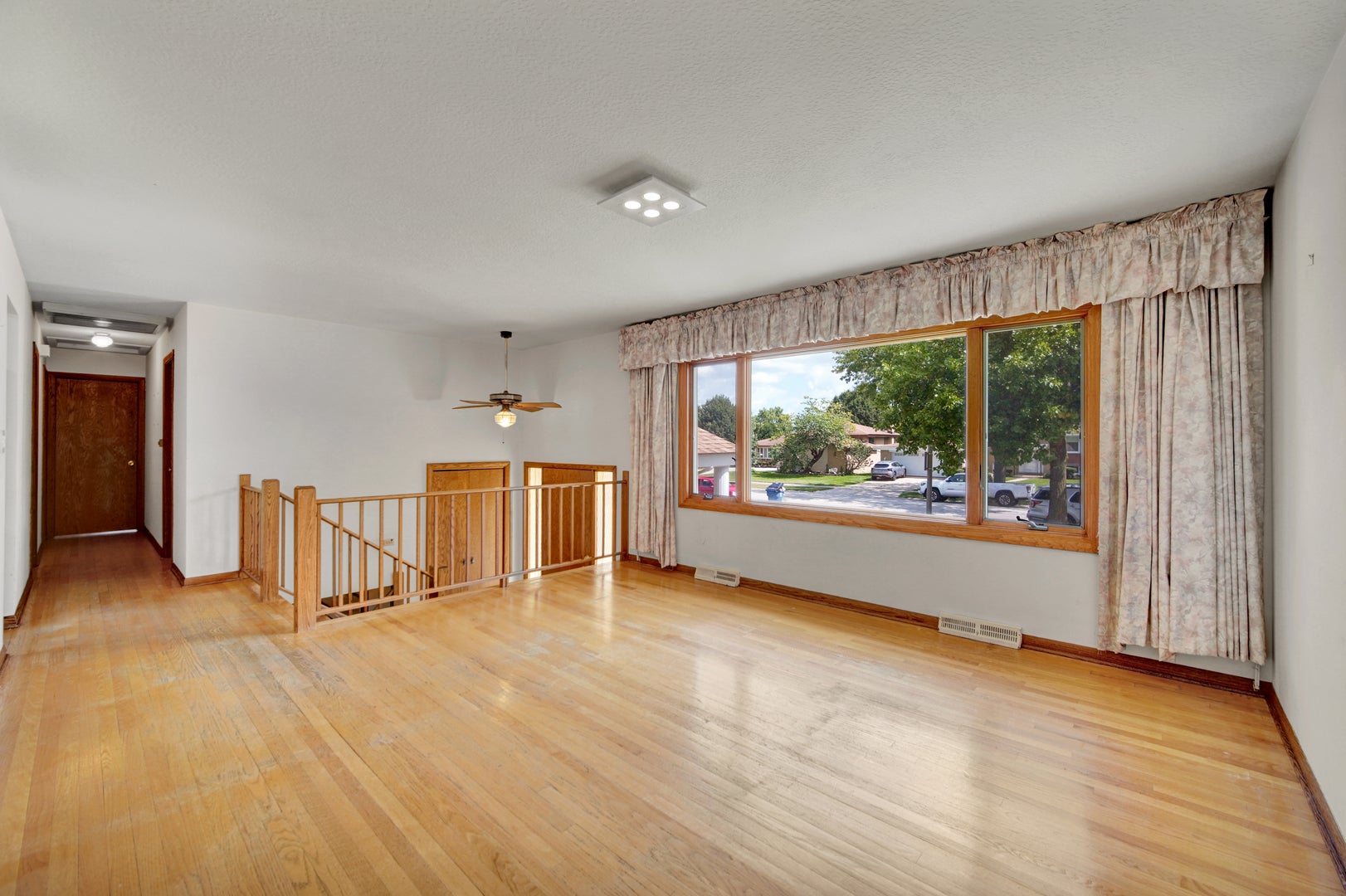 562 N Plamondon Drive