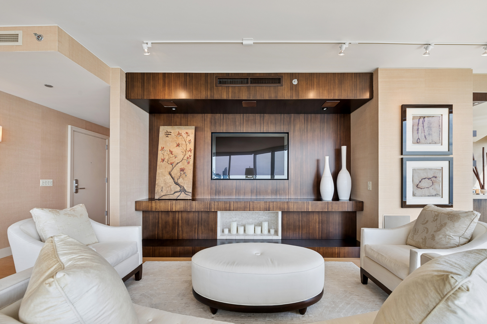 340 E Randolph Street 2801