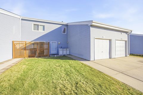 Tiny photo for 1905 Basswood Lane, Glendale Heights, IL 60139 (MLS # 12570100)