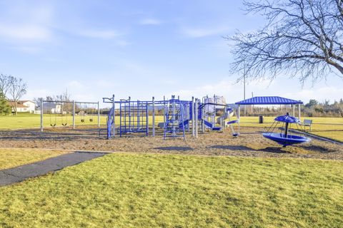 Tiny photo for 1905 Basswood Lane, Glendale Heights, IL 60139 (MLS # 12570100)