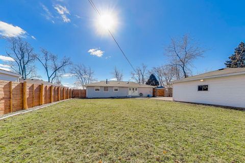 Tiny photo for 122 59th Street, Willowbrook, IL 60527 (MLS # 12590202)