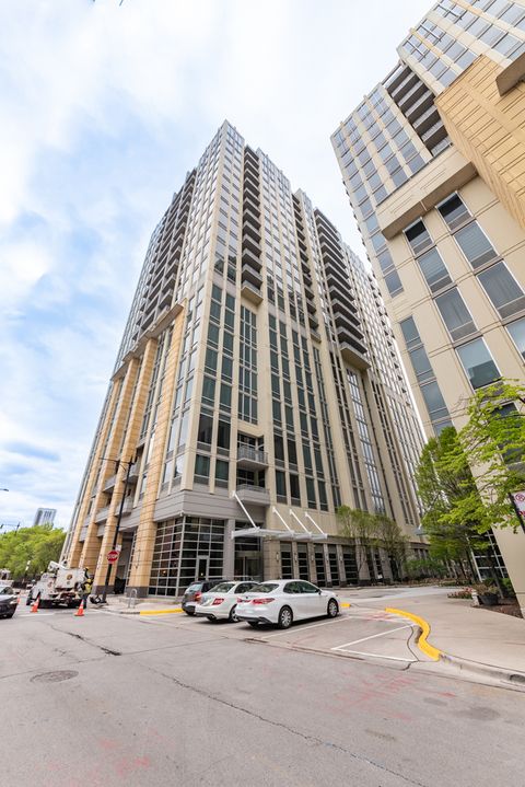 700 N LARRABEE Street 1902 Chicago IL 60654