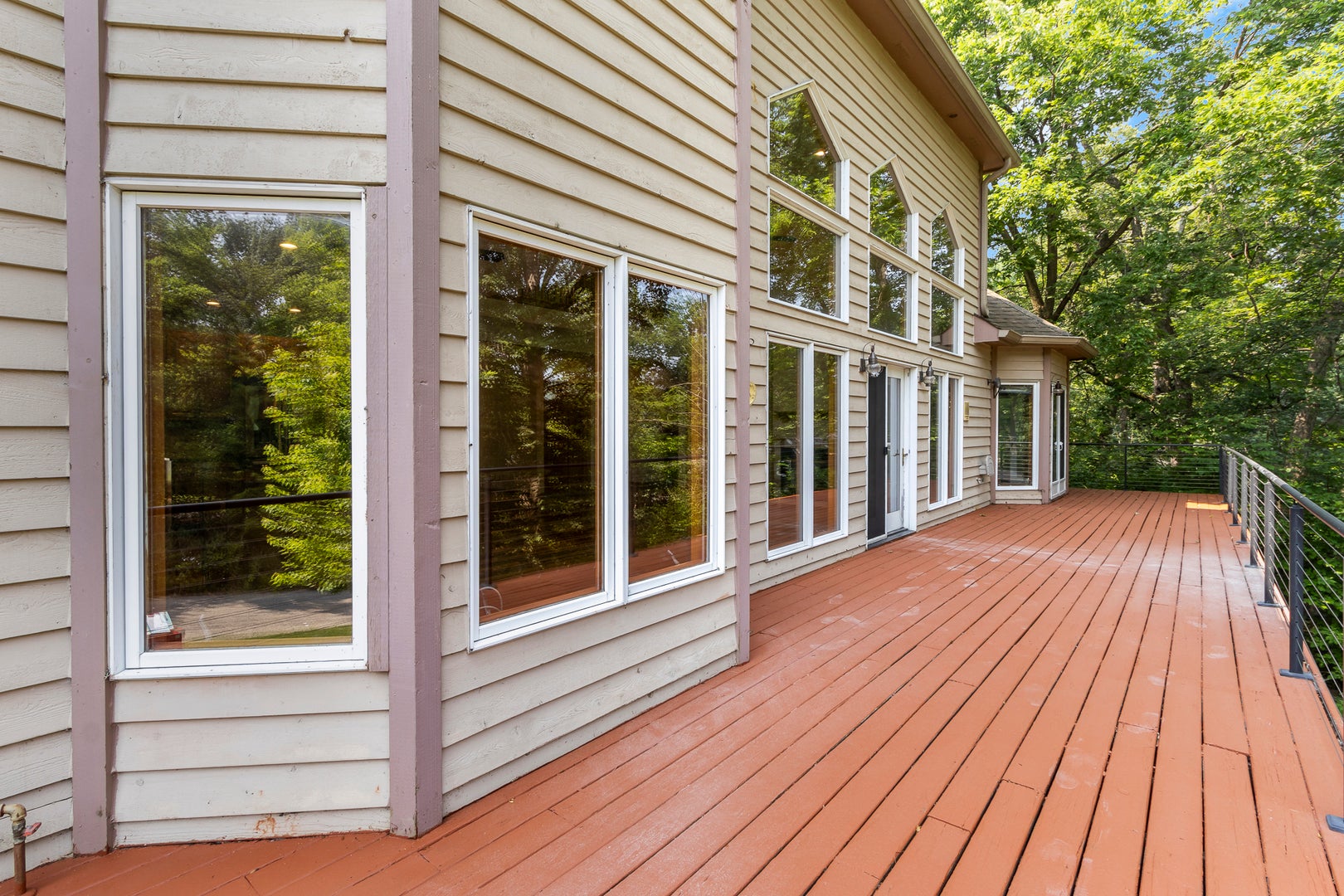 2 Echowood Drive
