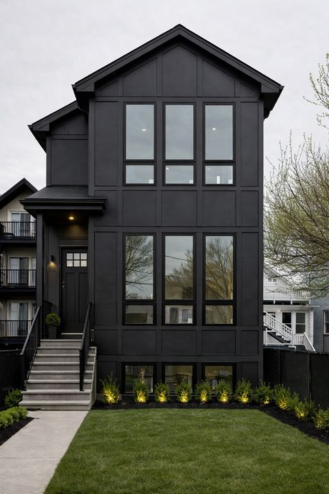 1830 N Saint Louis Avenue 1 Chicago IL 60647