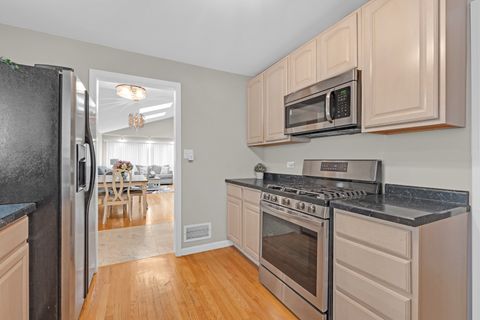 Tiny photo for 9349 Morgan Avenue, Evanston, IL 60203 (MLS # 12621836)