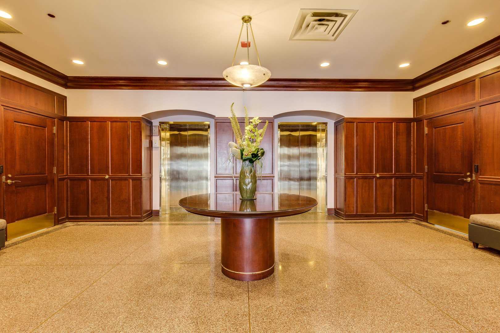 33 W Huron Street 305