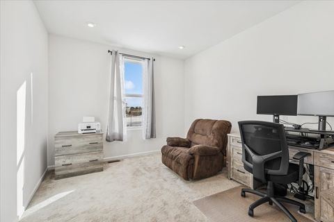 Tiny photo for 4241 Wanderlust Drive, Algonquin, IL 60102 (MLS # 12555186)