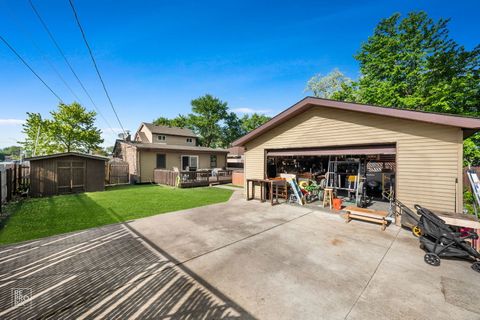Tiny photo for 5849 W 90th Street, Oak Lawn, IL 60453 (MLS # 12651175)