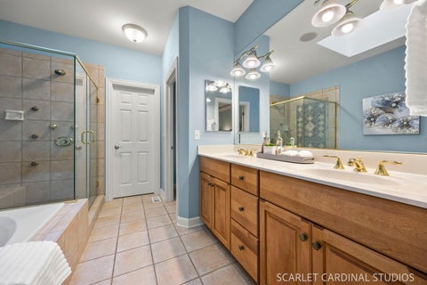Tiny photo for 1011 Tartan Court #1011, Wheaton, IL 60187 (MLS # 12746873)