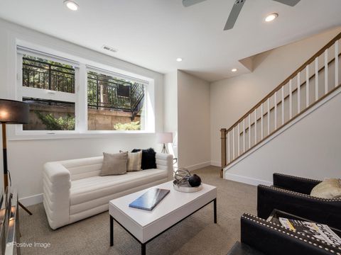 Tiny photo for Chicago, IL 60608 (MLS # 12473091)