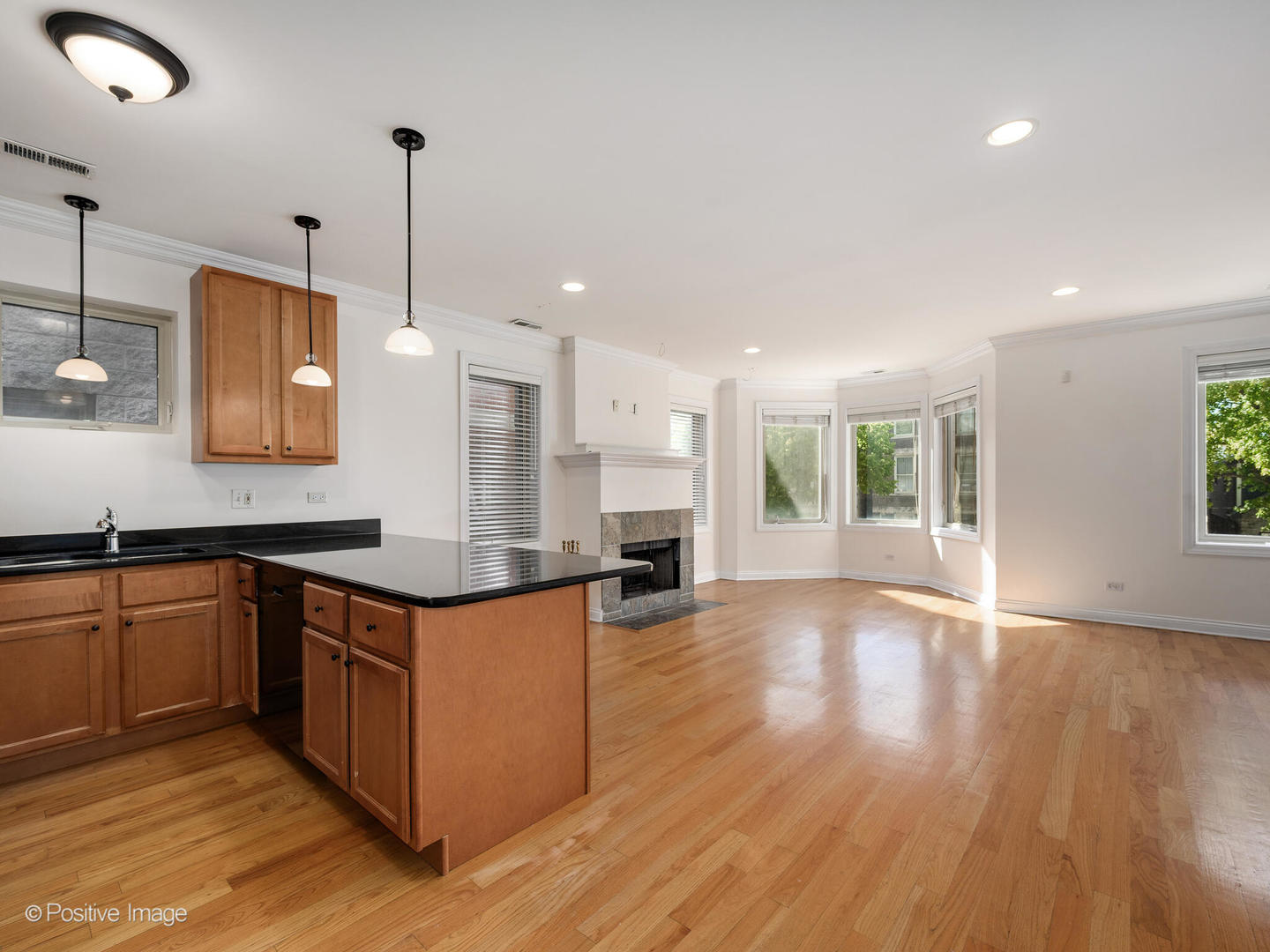 1533 N Campbell Avenue 2