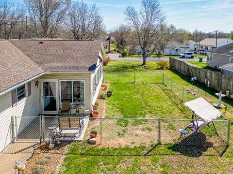Tiny photo for 607 E 15th Street, Johnston City, IL 62951 (MLS # 12606365)