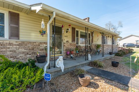 Tiny photo for 607 E 15th Street, Johnston City, IL 62951 (MLS # 12606365)