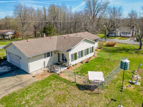 Tiny photo for 607 E 15th Street, Johnston City, IL 62951 (MLS # 12606365)