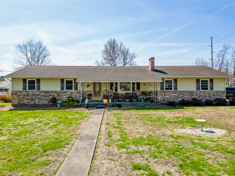 Tiny photo for 607 E 15th Street, Johnston City, IL 62951 (MLS # 12606365)