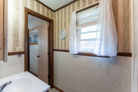 Tiny photo for 607 E 15th Street, Johnston City, IL 62951 (MLS # 12606365)