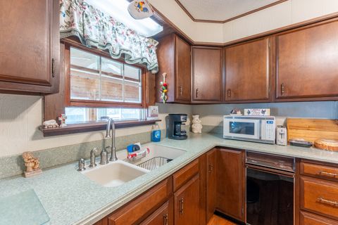 Tiny photo for 607 E 15th Street, Johnston City, IL 62951 (MLS # 12606365)