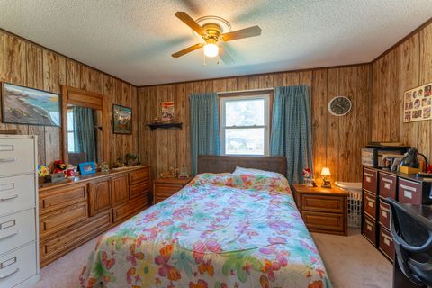 Tiny photo for 607 E 15th Street, Johnston City, IL 62951 (MLS # 12606365)