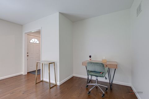 Tiny photo for 1405 Wescott Road, Northbrook, IL 60062 (MLS # 12630236)
