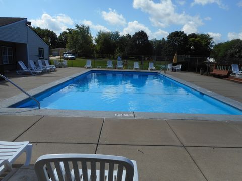 Tiny photo for 1729 Raintree Court #1729, Sycamore, IL 60178 (MLS # 12454020)