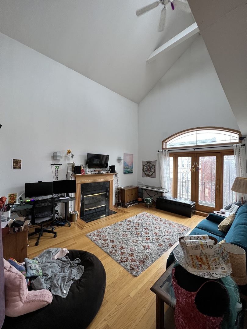 4101 N Kenmore Avenue 3S