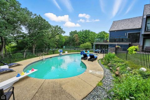 Tiny photo for 367 Overlook Road, Barrington, IL 60010 (MLS # 12547600)